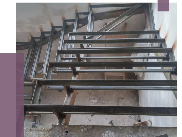 Демонтаж лестниц в Магадане от 4294 руб. 