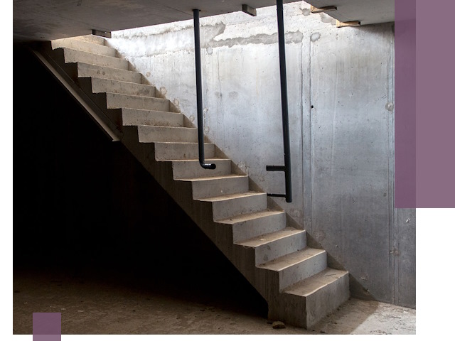 Изготовление и монтаж лестниц в подвале в Магадане