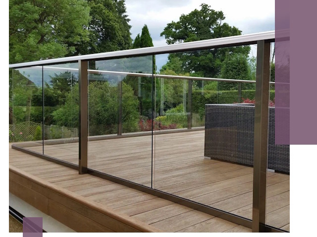 Алюминиевые перила на заказ в Магадане — монтаж и гарантия