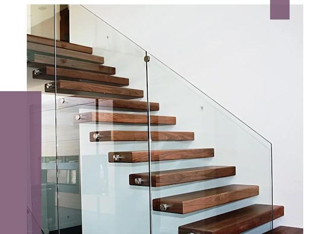 Стеклянные перила для лестницы в Магадане от 14823 руб.