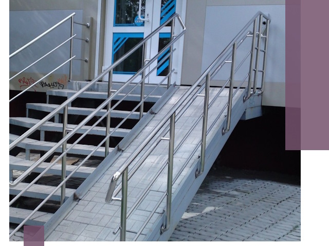 Пандус на крыльцо под ключ в Магадане: монтаж и изготовление