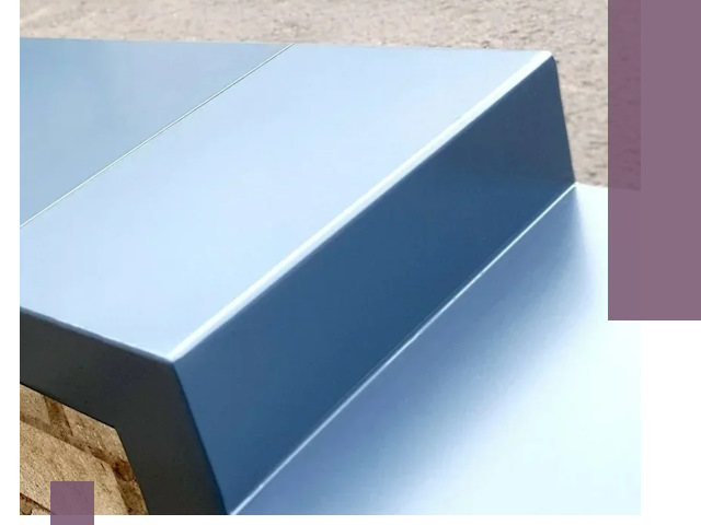 Крышки на парапет в Магадане: изготовление и монтаж под ключ